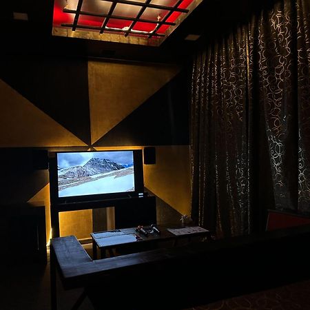 Cinema Plaza Hotel باكو المظهر الخارجي الصورة