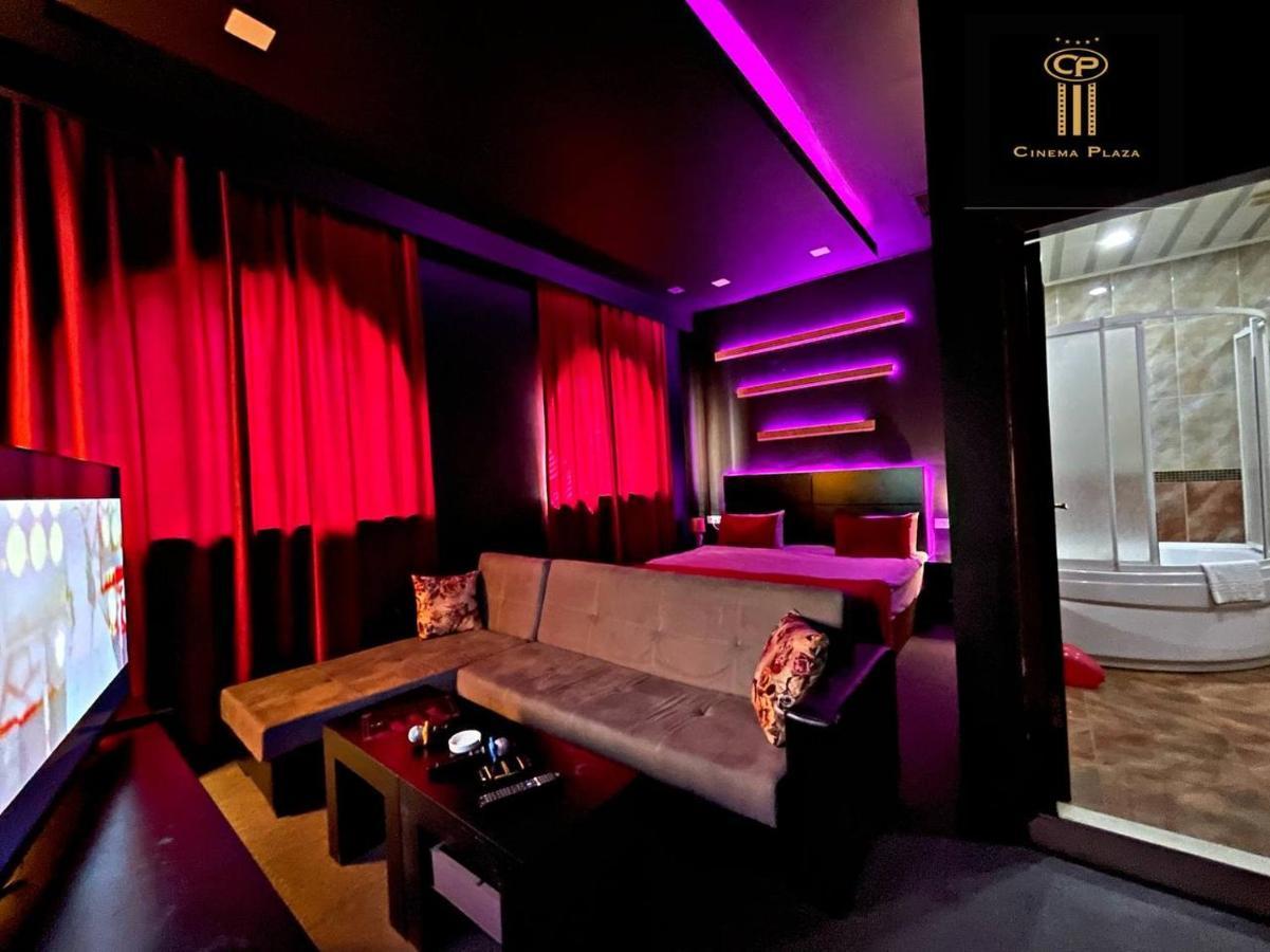 Cinema Plaza Hotel باكو المظهر الخارجي الصورة