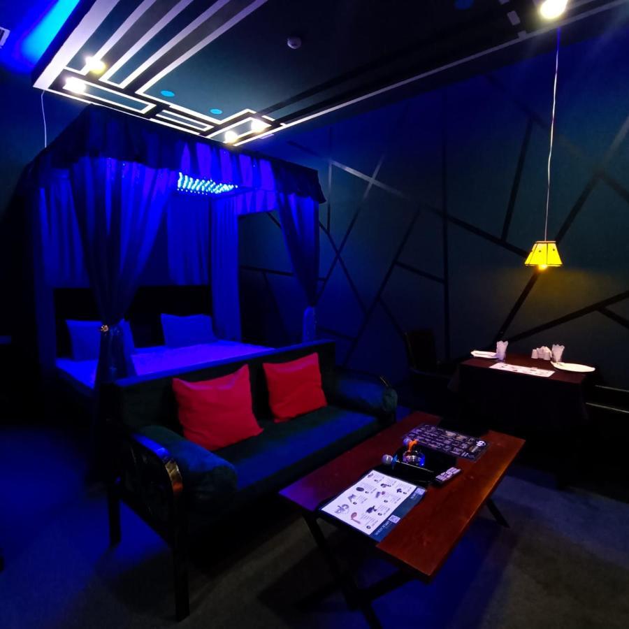 Cinema Plaza Hotel باكو المظهر الخارجي الصورة