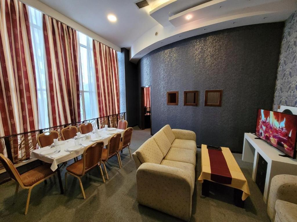 Cinema Plaza Hotel باكو المظهر الخارجي الصورة