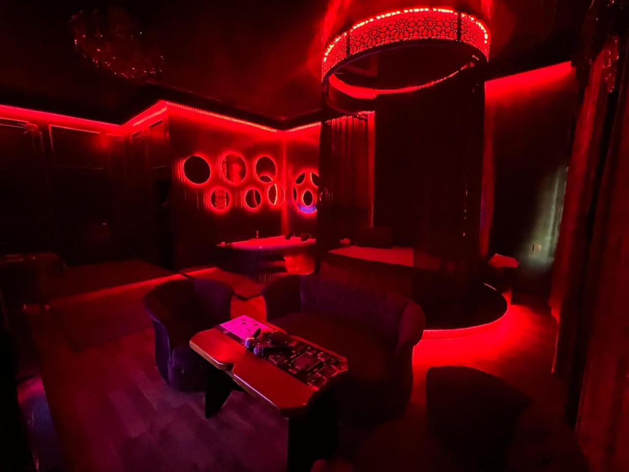 Cinema Plaza Hotel باكو المظهر الخارجي الصورة