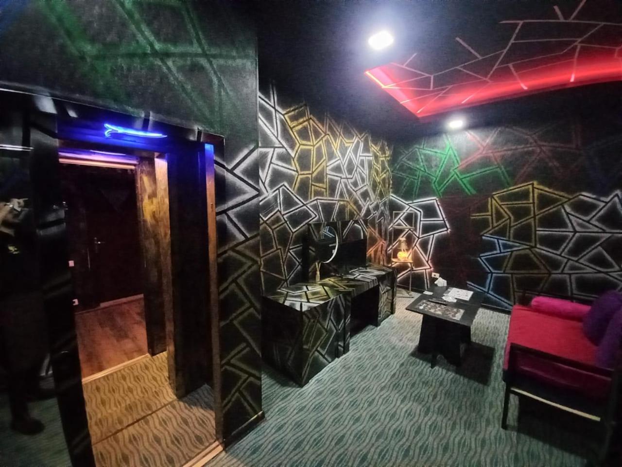 Cinema Plaza Hotel باكو المظهر الخارجي الصورة